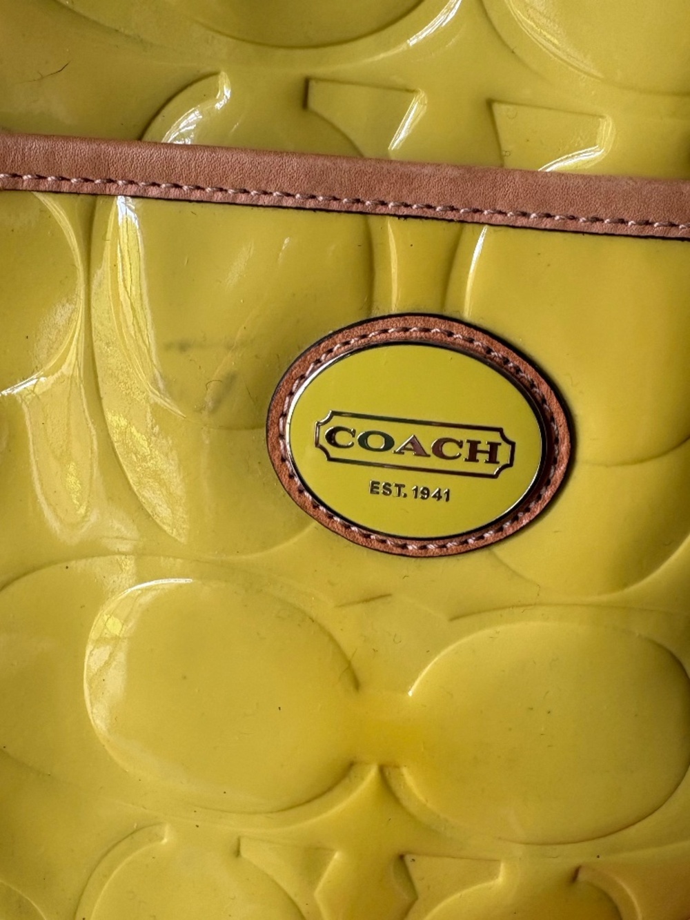 Coach Embossed Patent leather tote plus matching wallet! - Picture 4 of 11